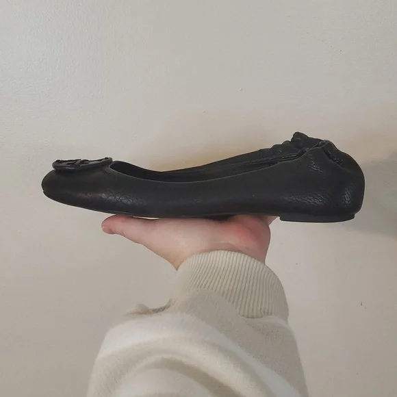 Tory Burch Black Leather Ballet Flats Size 8 Minimalist Preppy Office Attire - Picture 6 of 16